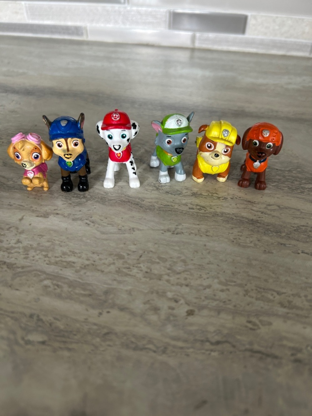 Paw Patrol Mini Figure Set - Assorted Colors